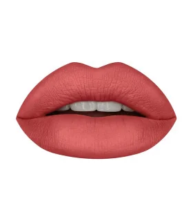 رژ لب مات هدی بیوتی Rendez-Vous بر روی لب