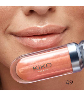 لیپ گلاس کیکو میلانو شماره 49 بر روی لب های مدل - kiko milano 3d hydra lipgloss 49 on model lips