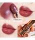 Charlotte Tilbury Glowing Jen Lipstick Swatch تست رنگ رژلب روی پوست دست برای نمایش دقیق رنگ رز بژ طبیعی و جلوه درخشان