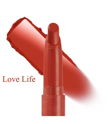 رژلب مات و کرمی کالرپاپ Lippie Stix رنگ 
love life  از نمای نزدیک -  colourpop lippie stix  love life