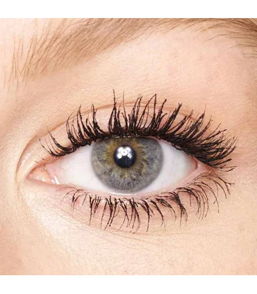 بعد از استفاده از ریمل شارلوت تیلبری فول فت لشز