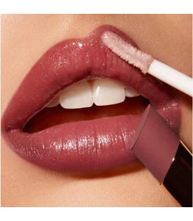 رژلب آبرسان براق کیکو 06 kiko milano hydra shiny lip stylo بر روی لب