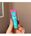 پرایمر Benefit The POREfessional برای کاهش ظاهر منافذ پوست در دست