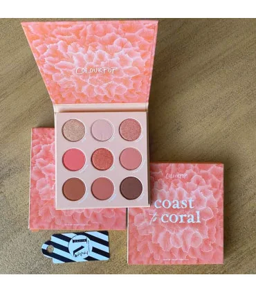 پالت سایه چشم کالرپاپ Coast to Coral با ۹ رنگ مرجانی، هلویی و قهوه‌ای همراه جعبه از نمای روبرو