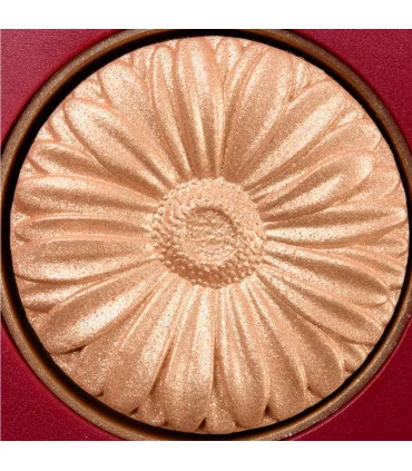 هایلایتر چیک پاپ کلینیک برای آرایش درخشان از نمای نزدیک - هایلایتر چیک پاپ کلینیک Clinique Cheek Pop Highlighter