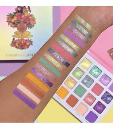 سواچ رنگ‌های پالت سایه چشم جوویاس Garden of Juvia’s روی پوست